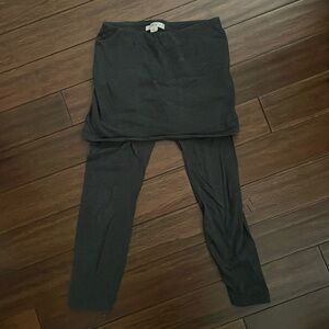 Cabi leggings with skirt attached